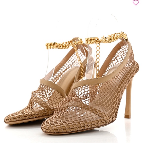 ❤️❤️ NWT BOTTEGA VENETA
Mesh Nappa Chunky Chain Sandals Beige Pony❤️❤️ - Picture 4 of 8